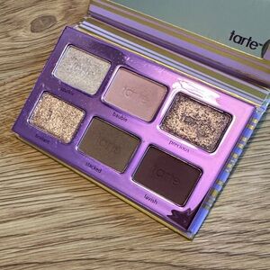 Tarte taretelette jewel travel eyeshadow palette